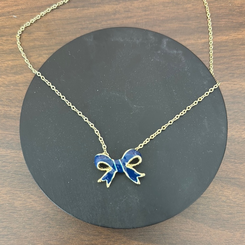 Elegant Blue Bow Necklace